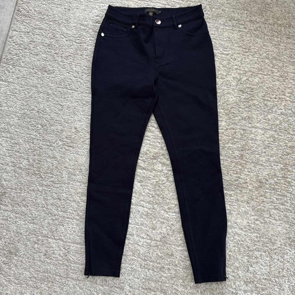 *LIKE NEW* Ted Baker Women's Navy Blue Stretch Ankle Pants w/ Chrome Accents - 1 - Picture 7 of 11